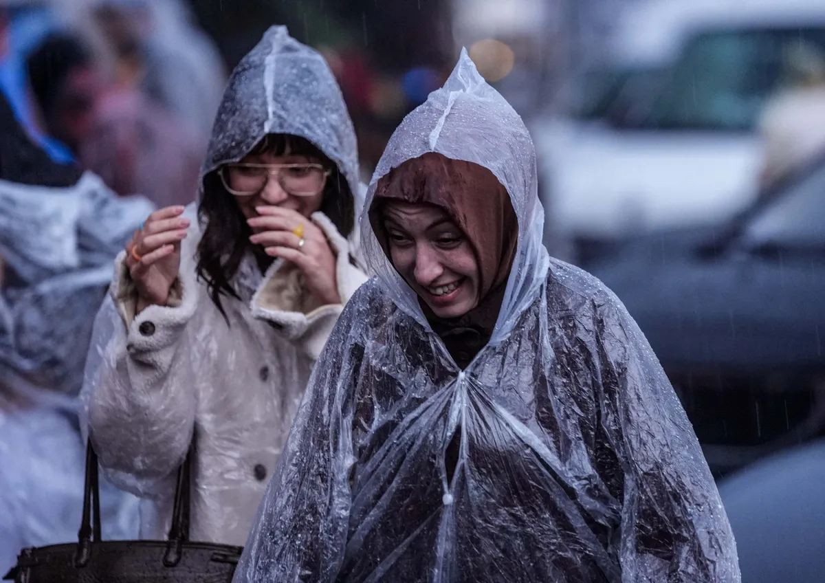 Balkanlardan yağışlı hava geliyor: İstanbul ve Ankara da listede! Sıcaklıklar 10 derece düşecek-7