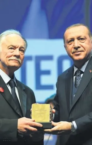 Prof. Dr. Şaban Teoman Duralı, vefat etti