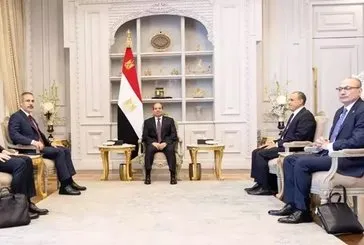 Bakan Fidan Sisi ile görüştü!