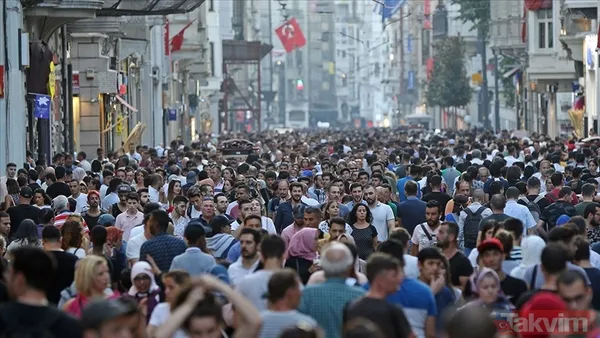 Türkiye'nin nüfusu alarmda! Doğurganlık tarihin en düşük seviyesinde - 1