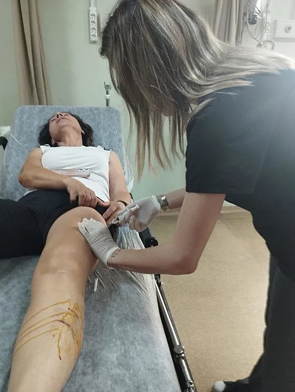 basibos-kopekler-sabah-sporu-yapan-kadina-saldirdi-1716470174907.jpeg Başıboş köpekler sabah sporu yapan kadına saldırdı-5