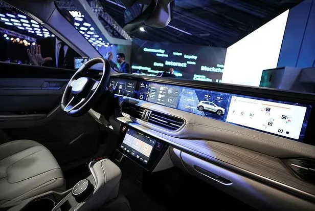 toggu-hedef-alan-emin-capaya-ders-bir-urunun-yerli-olmasi-icin-ne-gerekir-1667050353034.jpeg Togg'u hedef alan Emin Çapa'ya ders! Bir ürünün yerli olması için ne gerekir?-6