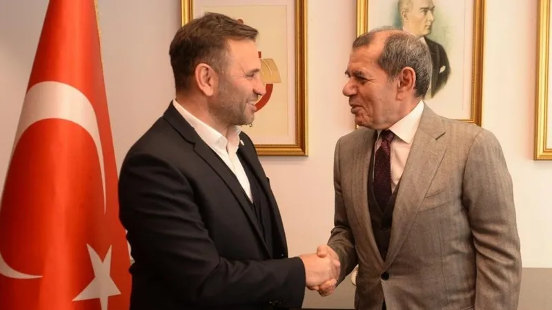 premier-ligin-yildizi-galatasaraya-sari-kirmizililar-bonservis-odemeden-transferi-bitirebilir-1718998271711.jpeg Premier Lig'in yıldızı Galatasaray'a! Sarı kırmızılılar bonservis ödemeden transferi bitirebilir-2