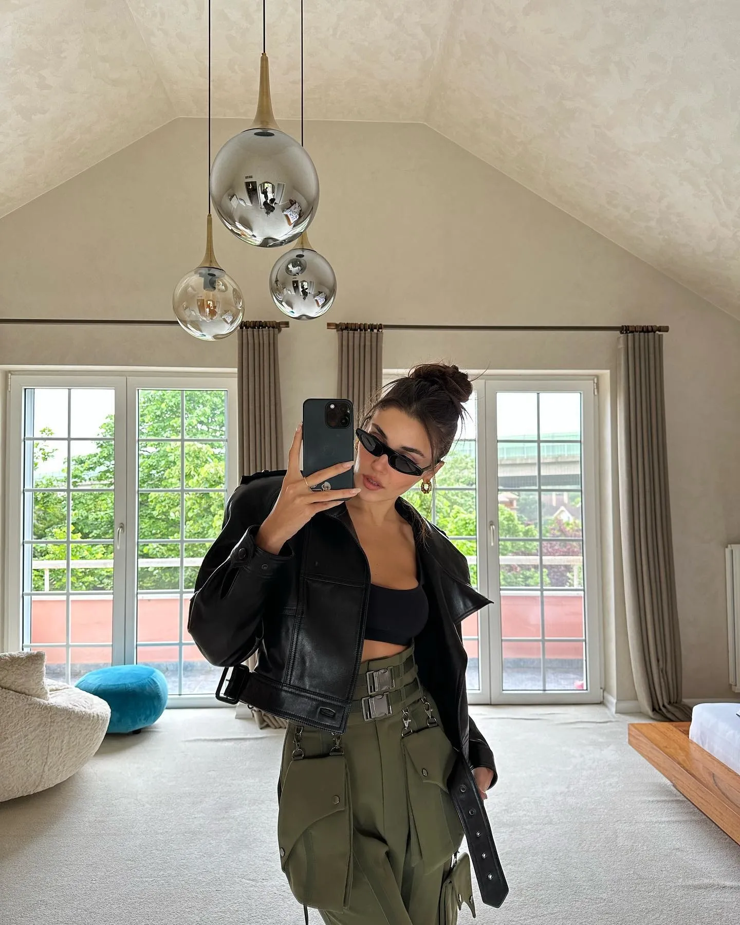 Hande Erçel’den 2 milyon dolarlık yatırım: Yeni evi büyüledi! - 16