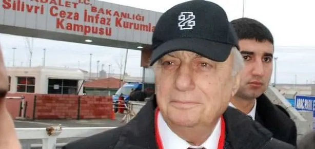 Balyoz gibi inen yalan