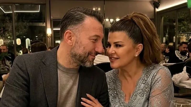 55-yasindaki-nuray-sayari-hamile-unlu-astrolog-ikiz-bebek-bekliyor-1777404985705.jpg 55 yaşındaki Nuray Sayarı hamile: Ünlü astrolog ikiz bebek bekliyor-4