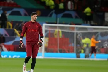 Manchester United’dan Altay Bayındır kararı!