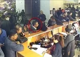 Noterde şok görüntü! Kameraya takıldı