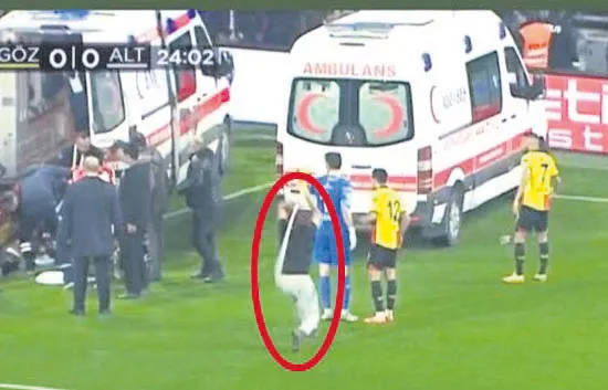 organize-isler-turkiyeyi-sarsan-goztepe-altay-macindaki-olaylarin-arkasindan-iki-ambulans-calisani-cikti-1669683532181.jpg Organize işler! Türkiye’yi sarsan Göztepe - Altay maçındaki olayların arkasından iki ambulans çalışanı çıktı-2