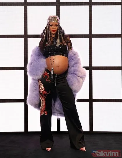 Rihanna hamile kaldığından beri giyinmiyor ’bebek karnında üşüttü!’ Varını yoğunu ortaya koydu taşını süsünü eksik etmedi