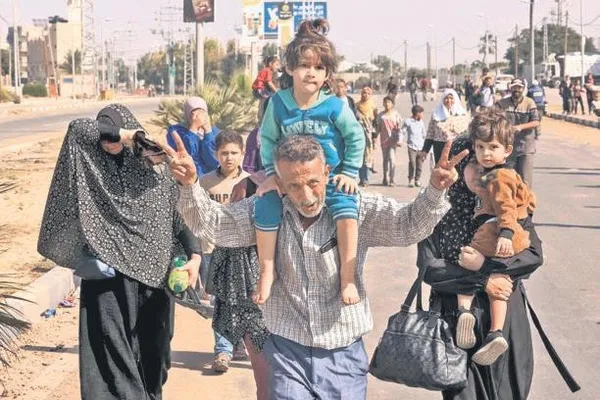 1699399352871.jpeg Bebekleri ve çocukları öldürmeye doyamadılar! İsrail Savunma Bakanı Gallant açıkladı katil ordu Gazze'ye girdi-6