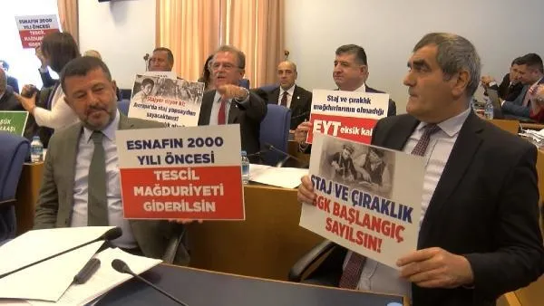 Milyonları ilgilendiren EYT'de komisyon görüşmeleri başladı! AK Parti tarihi açıkladı: "Salı günü Genel Kurul gündemine almayı planlıyoruz"-3