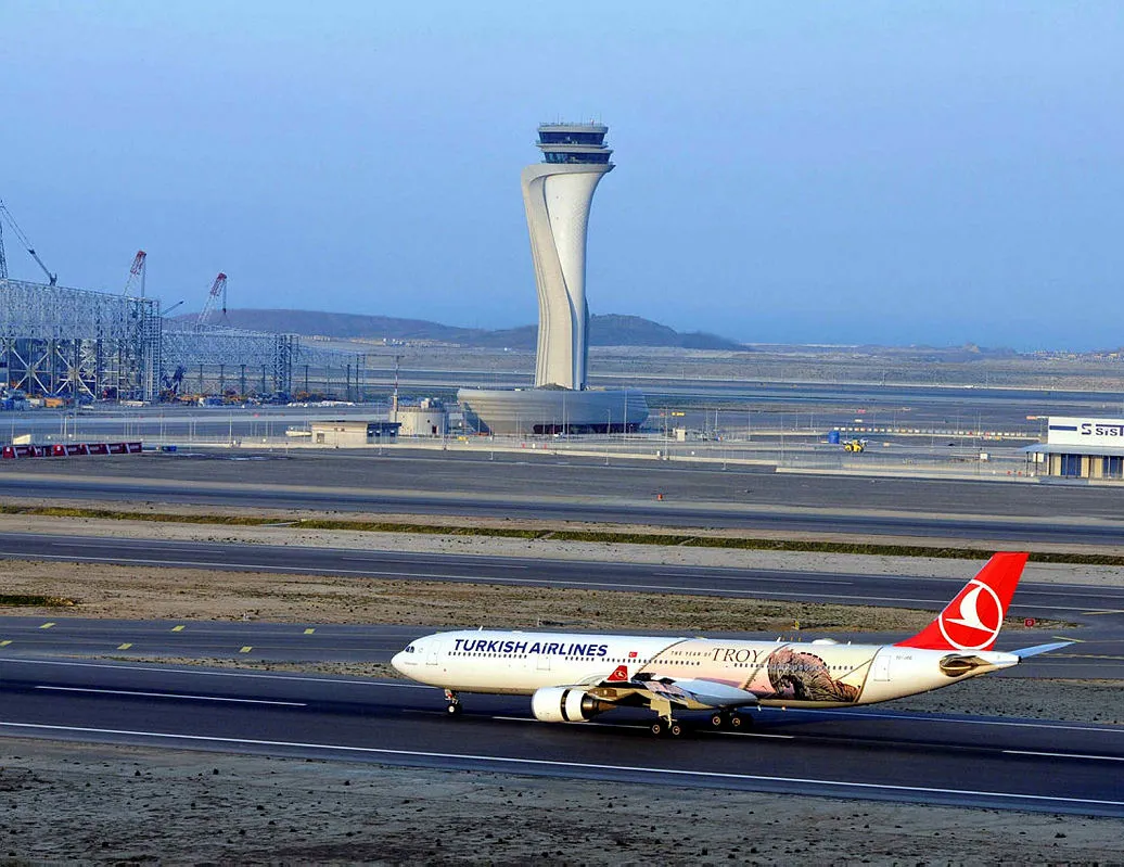 Uçakların intikalleri devam ediyor