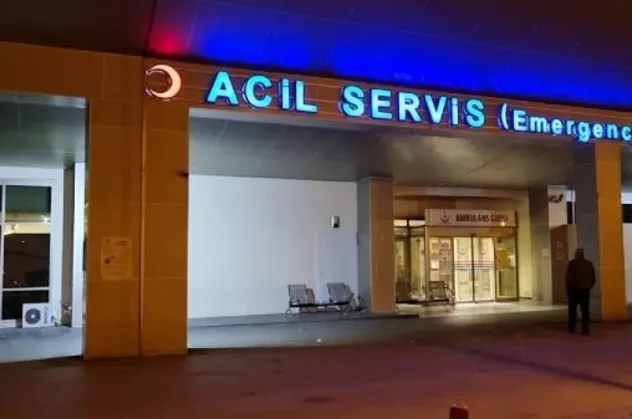 Adana'da İki sevgili bıçakla birbirlerini yaraladı
