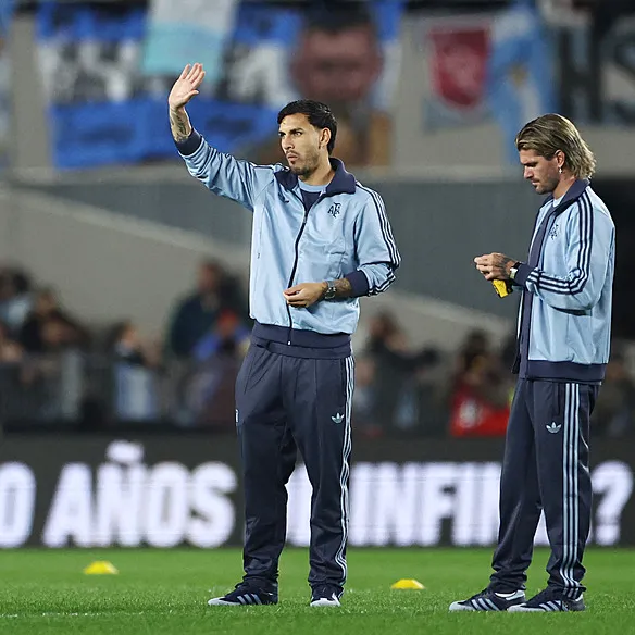 Leandro Paredes Boca Juniors yolcusu