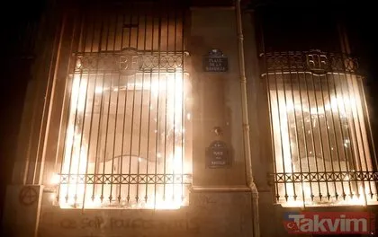 Fransa yangın yeri: Protestocular Merkez Bankasını ateşe verdi