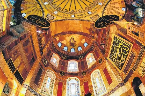 86-yil-sonra-tekrar-ibadete-acilacak-olan-ayasofyaya-uclu-cozum-1594503891124.jpeg 86 yıl sonra tekrar ibadete açılacak olan Ayasofya’ya üçlü çözüm-2