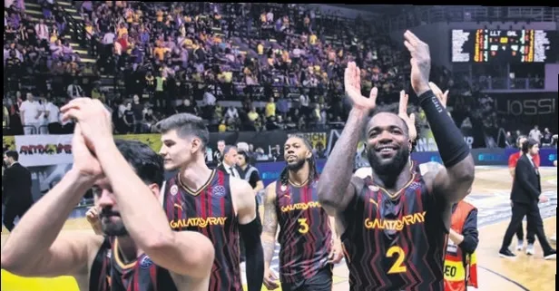 Kupa için sahne Cimbom’un!