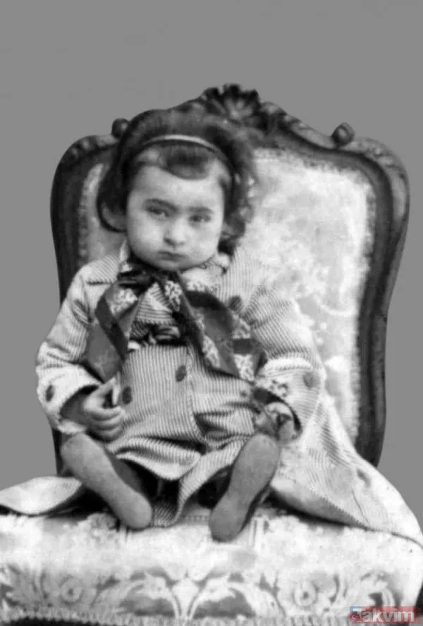 2.Abdülhamid ve Adile Naşit arasında şaşırtan bağ! - 17