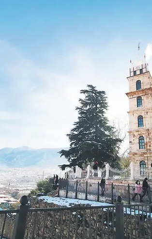 Tarihi yapıları ve doğal güzellikleriyle Bursa her mevsim ayrı güzel