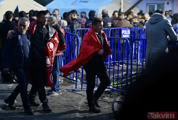 Maden faciası sonrası Bartın'da en acı bekleyiş! Düğümlenen boğazlar, umut ve gözyaşları... - 36