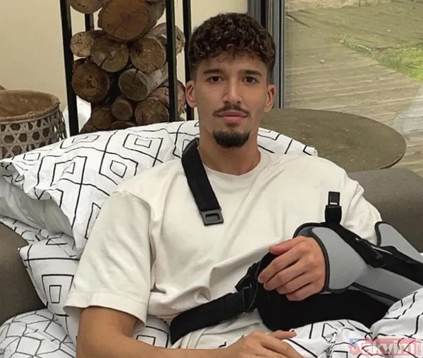 Fenerbahçe'de omzundan sakatlanan Altay Bayındır: En derinden üzgünüm - 13