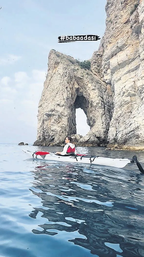 atvnin-reyting-rekortmeni-dizisi-kurulus-osmanin-yildizi-burak-ozcivit-karizmasiyla-sosyal-medyayi-salladi-1651864082111.jpeg ATV'nin reyting rekortmeni dizisi 'Kuruluş Osman'ın yıldızı Burak Özçivit karizmasıyla sosyal medyayı salladı-17