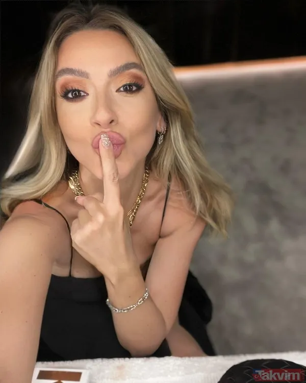 Hadise’nin tarzı ağızları açık bıraktı! Mehmet Dinçerler’in eşine bakın! ‘Evlendikten sonra bir değişti pir değişti’ denmişti fakat... - 17