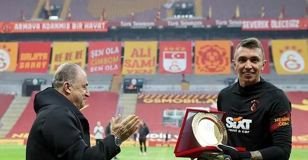 Galatasaray ile ligde 300. maçına çıkan Fernando Muslera tarihe geçti