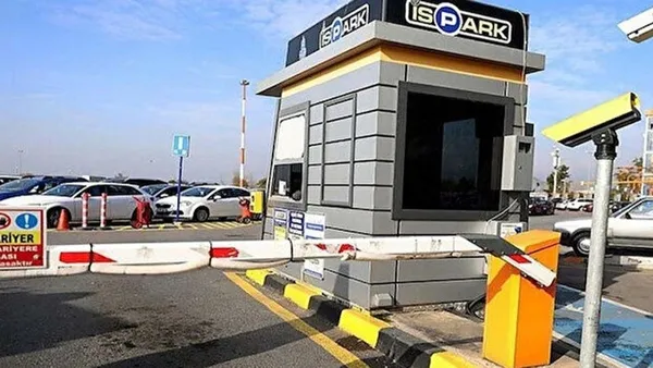 isparka-yuzde-57lik-zamma-vatandaslardan-tepki-bu-isin-pek-maliyeti-yok-daha-ucuz-olmali-1697482384696.jpeg Ekrem'in vaatleri fiyasko... İSPARK'a yüzde 57’lik zam isyan ettirdi: "Fiyatlar daha makul tutulabilirdi"-3