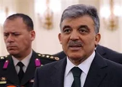 Gül’den imza açıklaması