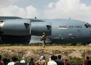 İngiltere Savunma Bakanlığı: Afganistan’dan yaklaşık 4 bin kişi tahliye ettik