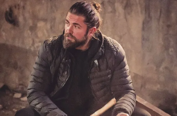 Survivor All Star Ünlüler yarışmacısı Mert Öcal kimdir, kaç yaşında, aslen nereli? Mert Öcal hangi dizilerde oynadı?-3