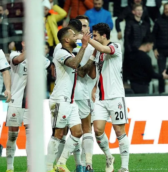 vida-sahne-aldi-kartal-altay-galibiyetiyle-3-maclik-galibiyet-ozlemine-son-verdi-1645312626917.jpeg Vida sahne aldı! Kartal, Altay galibiyetiyle 3 maçlık özlemine son verdi-8