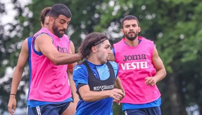 firtinada-deprem-galatasaray-derbisi-oncesi-iki-yildiz-kadro-disi-kaldi-1705707843472.jpeg Fırtına'da deprem! Galatasaray Derbisi öncesi iki yıldız kadro dışı kaldı-3