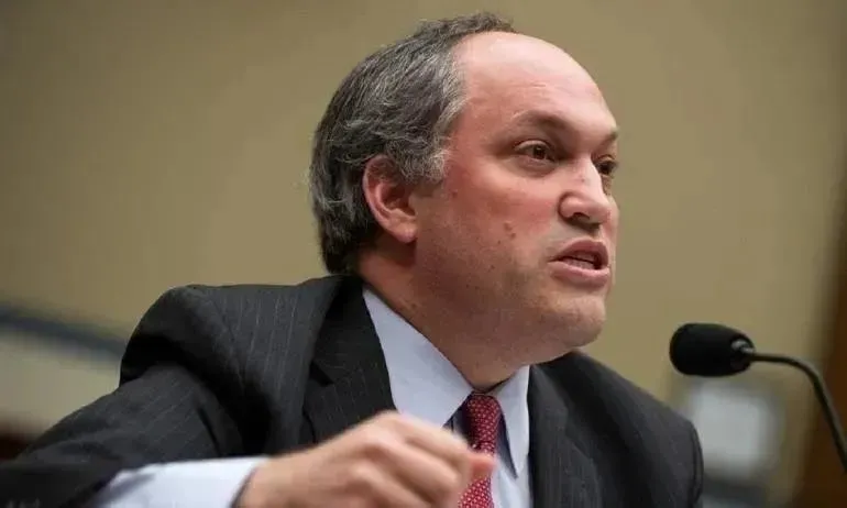 akibetin-maduro-olur-tehdidi-pkk-ve-sdgye-arka-cikti-abd-ozel-kuvvetleri-1767686525445.jpeg Derin Amerika ve İsrail azmettirdi! Rubin'den Başkan Erdoğan'a "Maduro" tehdidi ve 'CIA hücreleri' itirafı | Küstah "Beştepe" sözleri-9