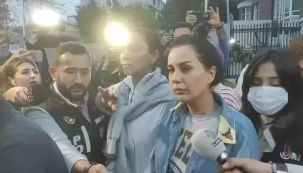 dilan-polat-ne-kadar-ceza-alir-dilan-polat-ve-engin-polat-kac-sene-hapis-cezasi-alacak-hangi-cezaevindeler-tut-1699162753176.jpeg Dilan Polat ve Engin Polat kaç sene hapis cezası alacak? Dilan Polat ne kadar ceza aldı son dakika? Hangi cezaevindeler? Tutuklanma anı...-2