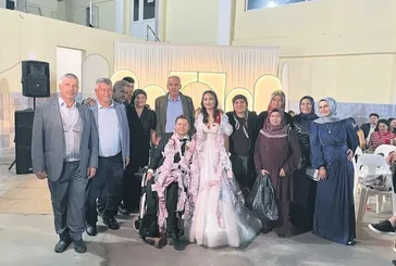 Engelleri aşan aşk mutlu sona ulaştı: Lise aşkı nikah masasında bitti