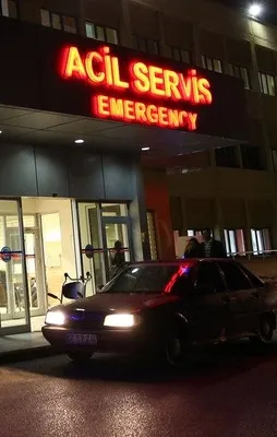 Yıldırım düştü: 4 asker yaralandı