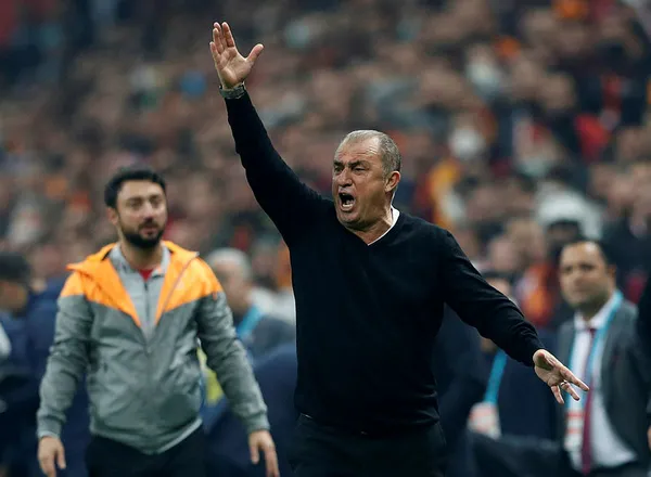 son-dakika-galatasarayin-tartisilan-ismi-isitan-gunden-bomba-fatih-terim-iddiasi-transfer-gorusmesinde-kufurle-1648713685410.jpg SON DAKİKA! Galatasaray'ın tartışılan ismi Işıtan Gün'den bomba Fatih Terim iddiası! Transfer görüşmesinde küfürler...-11