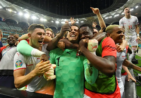 Fransa’yı penaltılarla eleyen İsviçre çeyrek finale yükseldi