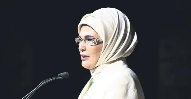 Emine Erdoğan: Çocukların gülüşleri hiç eksilmesin