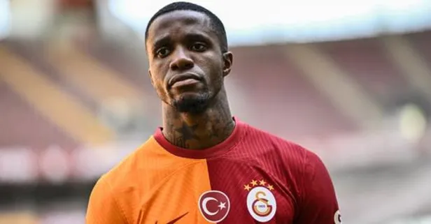 Galatasaray vites yükseltti! O isimlerle görüşmelere başlandı