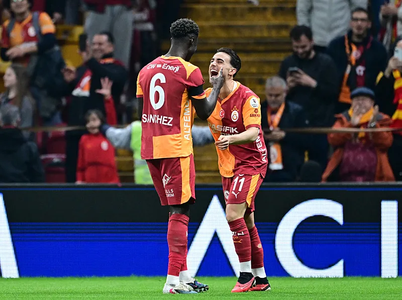 Galatasaray yaz transferine başladı! Efsane ismin oğlu bekleniyor - 7