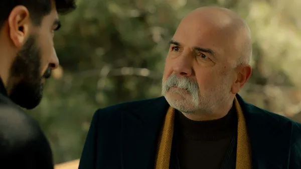 fikret-ile-hakanin-zor-anlari-bir-zamanlar-cukurova-126-bolum-2-fragmani-yayinlandi-benim-acilen-lubnana-gitme-1646078485975.jpg Fikret ile Hakan’ın zor anları! Bir Zamanlar Çukurova 126. bölüm 2. fragmanı yayınlandı: “Benim acilen Lübnan’a gitmem lazım”-5