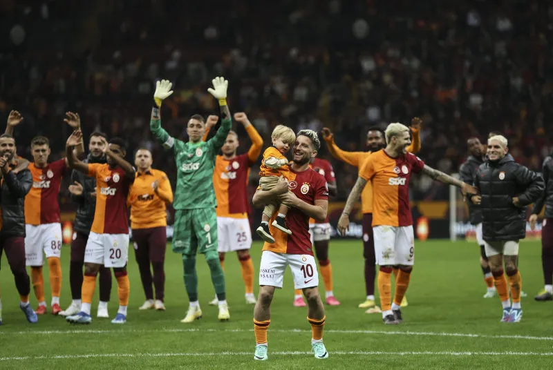 ÖZEL | Galatasaray'da Okan Buruk Angelino ismini takımda istemiyor! Yerine Jesus Angulo gelecek - 3