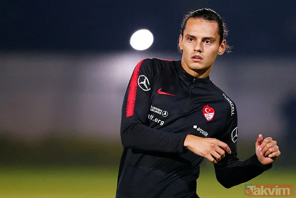 Fatih Terim'in yeni Sneijder'i Yunus! Forvete ise 5 aday... - 8