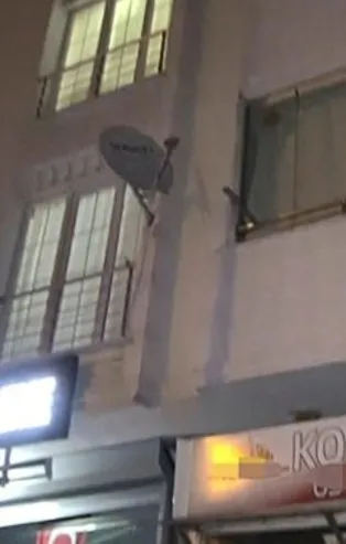 Polis ekipleri bile şaşkına döndü! Kokoreççi görünümlü pavyon...