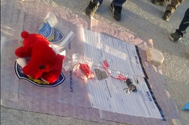 Konya'da oyuncak ayıdan patlayıcı çıktı
