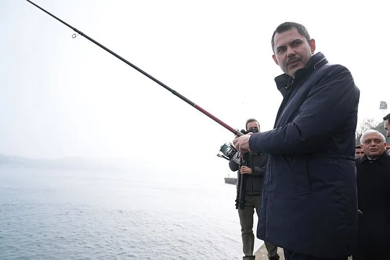 Cumhur İttifakı İBB Başkan adayı Murat Kurum Sarıyer'de pazar esnafını ziyaret etti olta balıkçılarıyla görüştü: "Büyükşehir'de başkanımız sizsiniz"-9